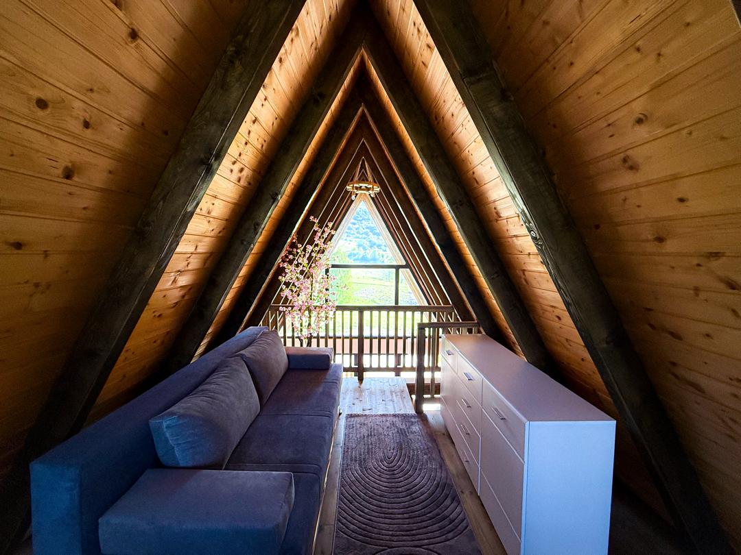 Cabin Rose terrace